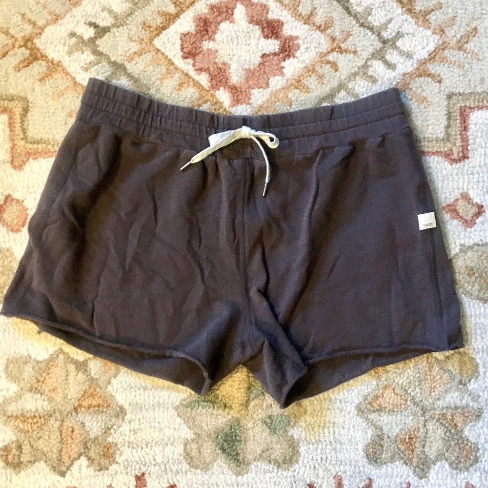 Vuori Heathered Dark gray size medium